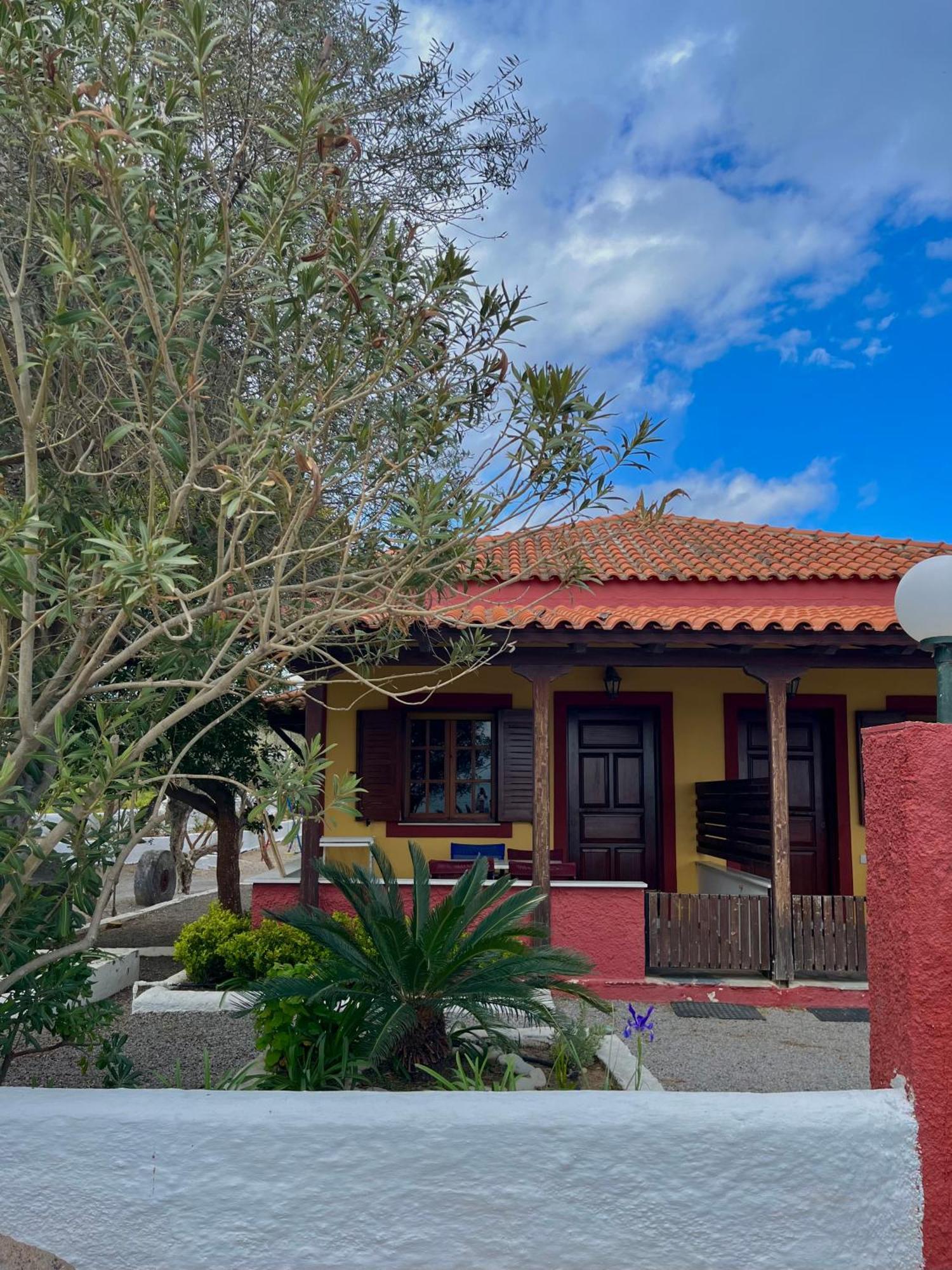 Studios Resbithas Gytheio Dış mekan fotoğraf